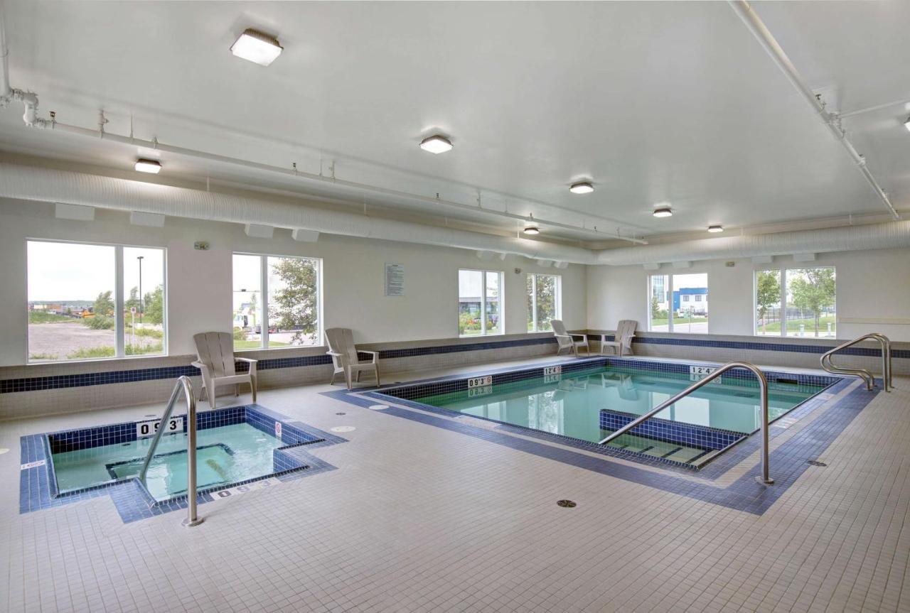 Motel 6 Airdrie Dış mekan fotoğraf